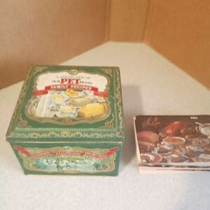 Vintage 1977 PET Brand Recipes & Cards in Collectible 1930 Replica Tin Hinged